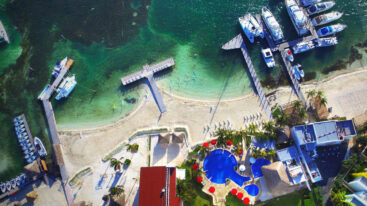 Cancun Bay Resort 3*