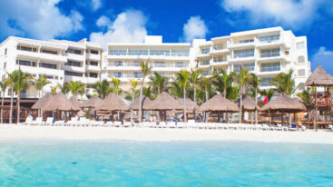 Hotel NYX Cancun 4*